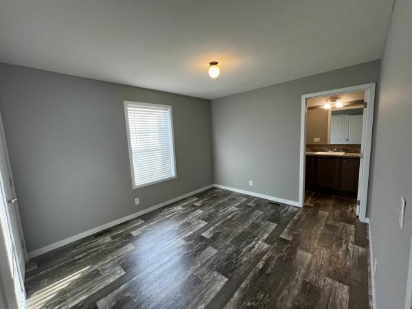 2021 Clayton - Middlebury Mobile Home