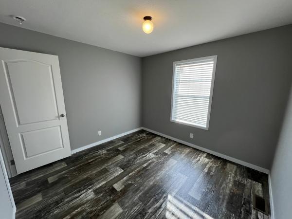 2021 Clayton - Middlebury Mobile Home