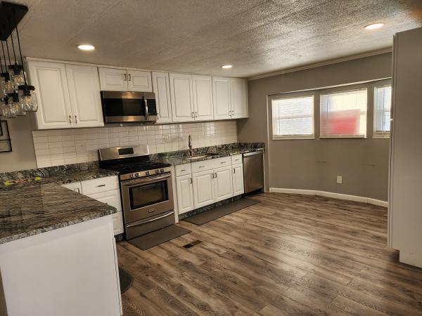 1985 Redman Mobile Home For Sale