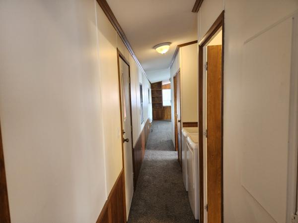 1987 Schult M228046 Mobile Home