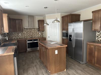 Photo 4 of 13 of home located at 14300 Whisper Rill Ln Pflugerville, TX 78660