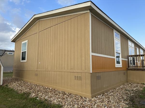 2019 Champion Mobile Home