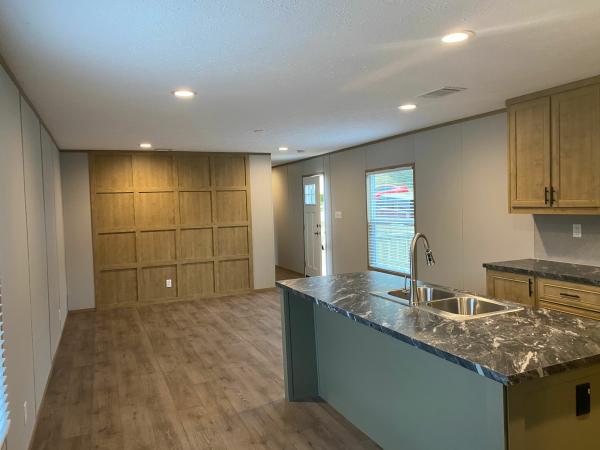 2021 Clayton Homes Inc Epic Experience Mobile Home