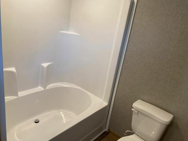 2021 Clayton Homes Inc Epic Experience Mobile Home