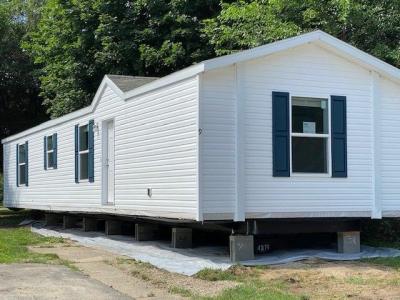 Mobile Home at 9 Birch Dr. Lot B009 Belleville, MI 48111