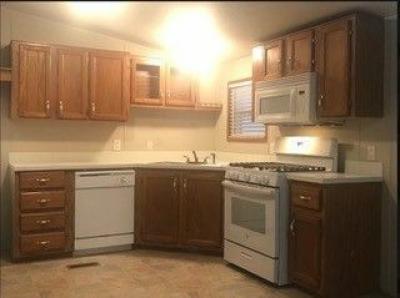 Mobile Home at 15 Oak Blvd. Lot O015 Belleville, MI 48111