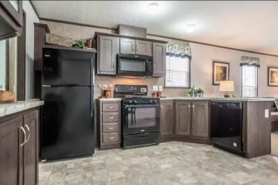 Mobile Home at 46075 La Crosse, Site #696 Macomb, MI 48044