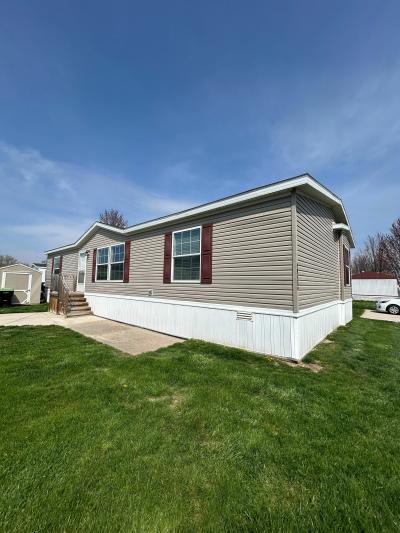 Mobile Home at 46228 Beauvais Ct. East, Site #449 Macomb, MI 48044