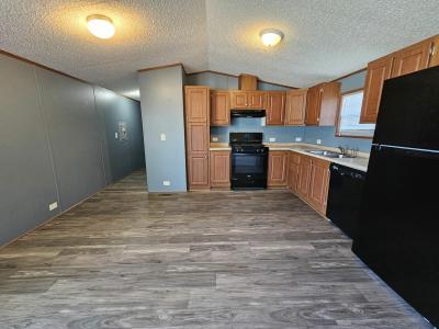 Mobile Home at 2721 West Robin Drive Lot 277 Saginaw, MI 48601