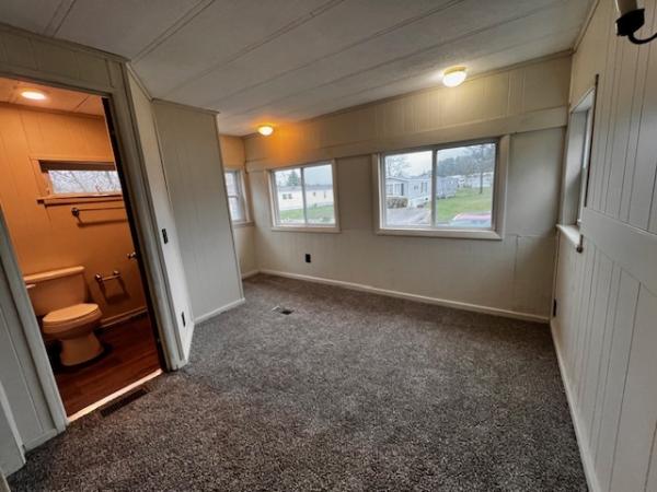 1982 Mobile Home