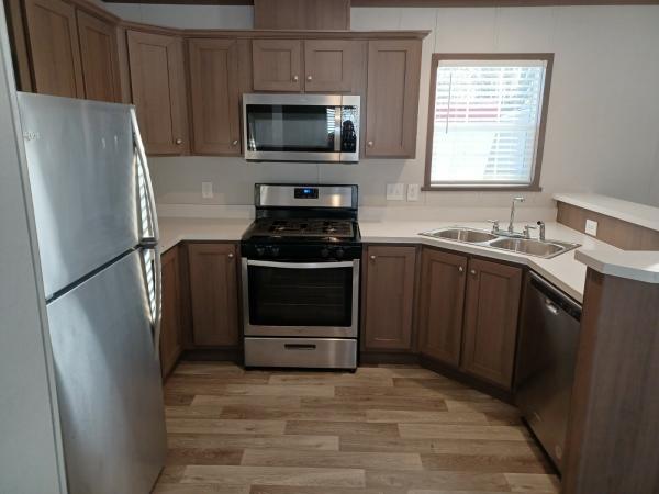 2021 Redman Advantage II  Home