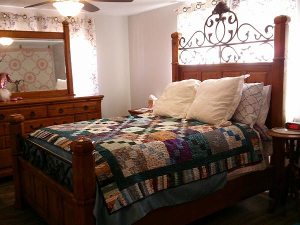 1973 HOMT  Home
