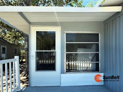 Photo 3 of 56 of home located at 5000 SE 138rd Avenue Road, Lot G6A Ocklawaha, FL 32179
