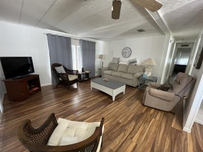 Photo 2 of 25 of home located at 123 Joyce Place Lakeland, FL 33815