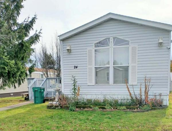 1997 Schult Manufactured Home