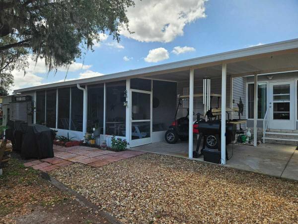 1992 Fleetwood  Carriage Grove Mobile Home