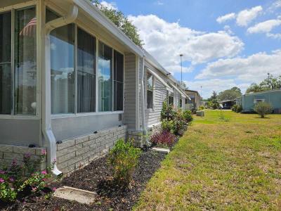 Photo 4 of 22 of home located at 240 Taipei Island Lane Leesburg, FL 34788