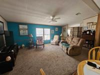 1992 Fleetwood  Carriage Grove Mobile Home