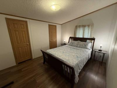 Photo 5 of 23 of home located at 347 Daffodil Ln Matteson, IL 60443