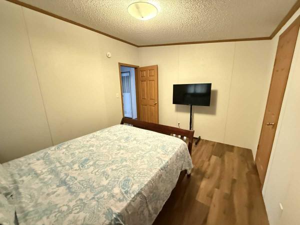 1999 SKYLINE Manufactured Home