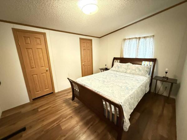 1999 SKYLINE Manufactured Home