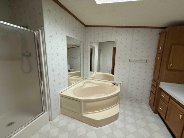 1999 SKYLINE Manufactured Home