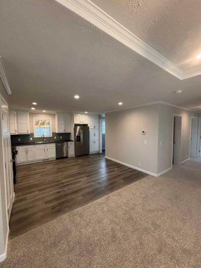 Photo 5 of 30 of home located at 6080 Granite Lane Milford, MI 48380