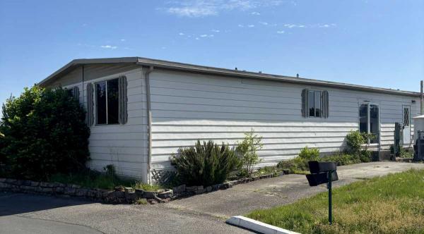 1974 Crestwood  Mobile Home