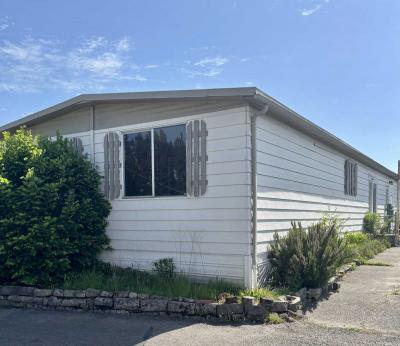 Photo 3 of 7 of home located at 625 SW Philadelphia Way Space 177 Beaverton, OR 97006