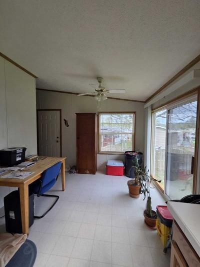 Photo 4 of 12 of home located at 515 Redwood Ct. Wixom, MI 48393