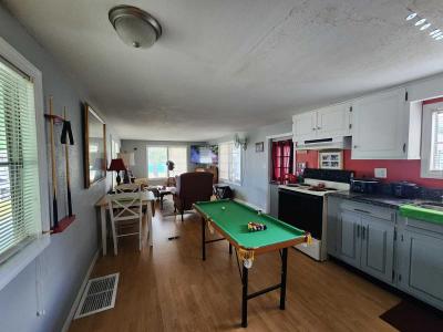 Photo 3 of 16 of home located at 570 57th Ave West #67 Bradenton, FL 34207