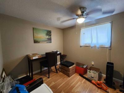 Photo 5 of 16 of home located at 570 57th Ave West #67 Bradenton, FL 34207