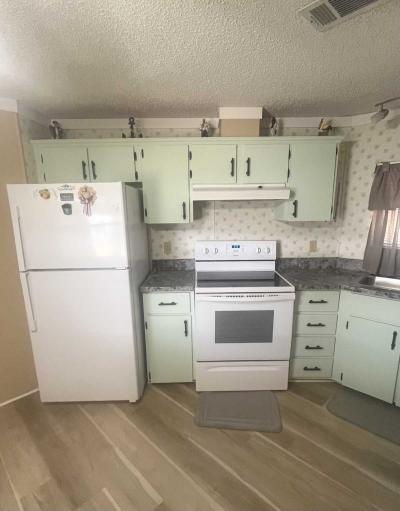 Photo 5 of 41 of home located at 1640 S Scenic Hwy Lot 41 Frostproof, FL 33843