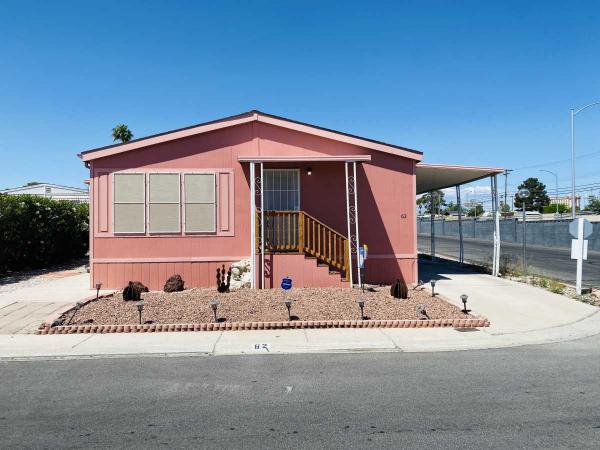 2004 FLEETWOOD LAKE POINT ULTRA Manufactured Home