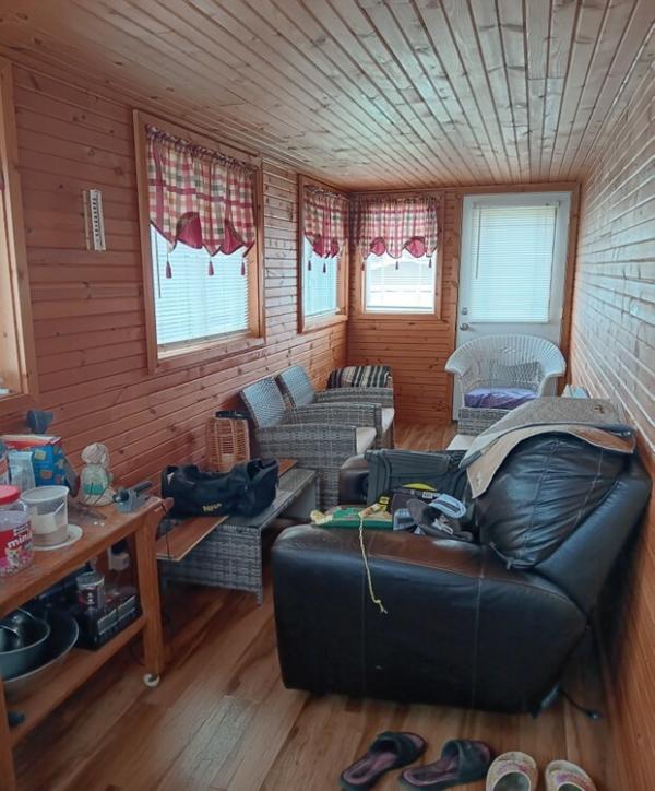2005 Four Seasons Manufactured Home