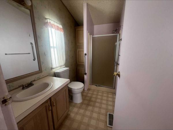 1992 Fleetwood Sunpointe Manufactured Home