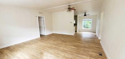 Photo 3 of 31 of home located at 10400 SE Cook Ct #53 Milwaukie, OR 97222