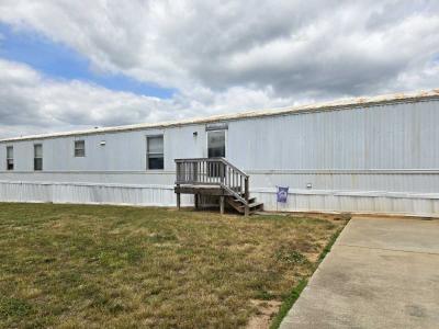 Mobile Home at 1329 Farmbrook Drive Kannapolis, NC 28081