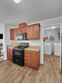 2014 Champion 2014RAZ864-299 Manufactured Home