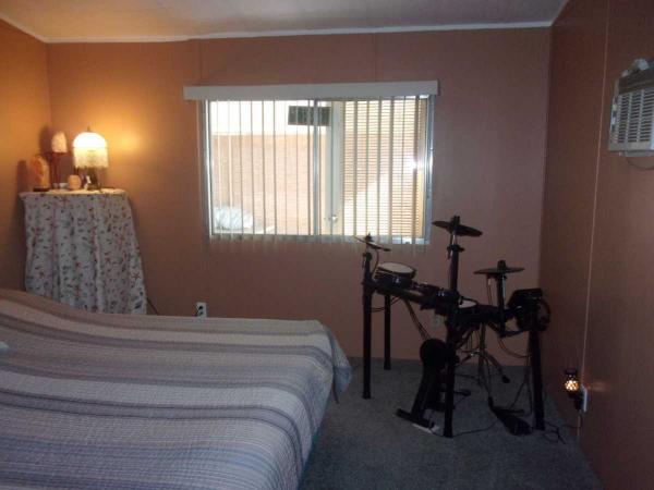 1984 Fleetwood Sandalwood Manufactured Home