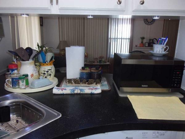 1984 Fleetwood Sandalwood Manufactured Home