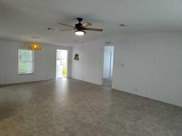 1999 Manufactured Home