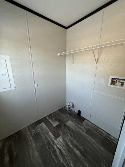 Photo 5 of 19 of home located at 534 E 37th Ave, #354 Hobart, IN 46342