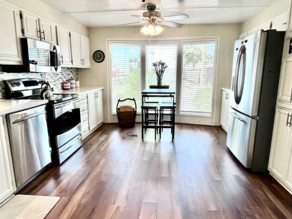 1982 Schut Homes  Manufactured Home