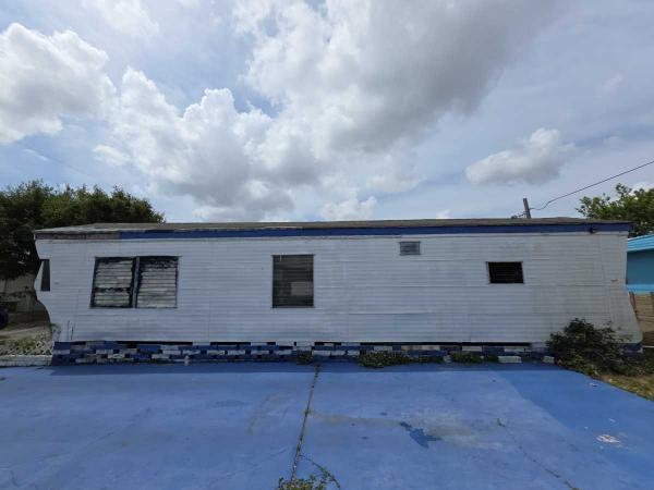 NEWM Mobile Home