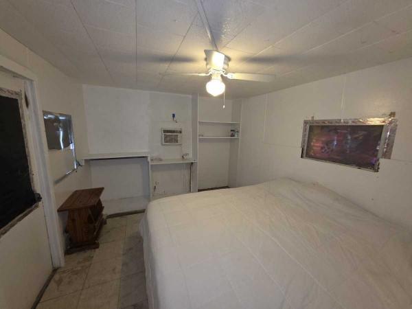 NEWM Mobile Home