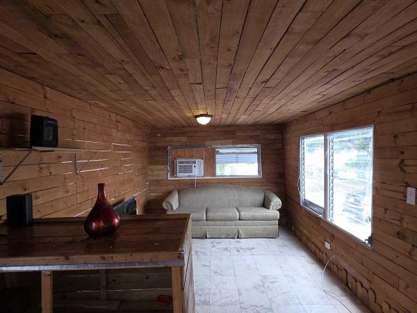 NEWM Mobile Home