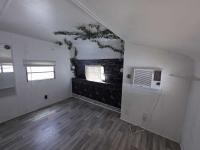 LONW Mobile Home