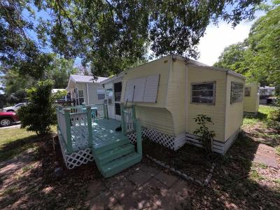 Photo 3 of 29 of home located at 6900 Ulmerton Rd Largo, FL 33771
