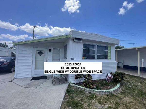 Photo 1 of 2 of home located at 6320 14th St W Lot 27 Bradenton, FL 34207